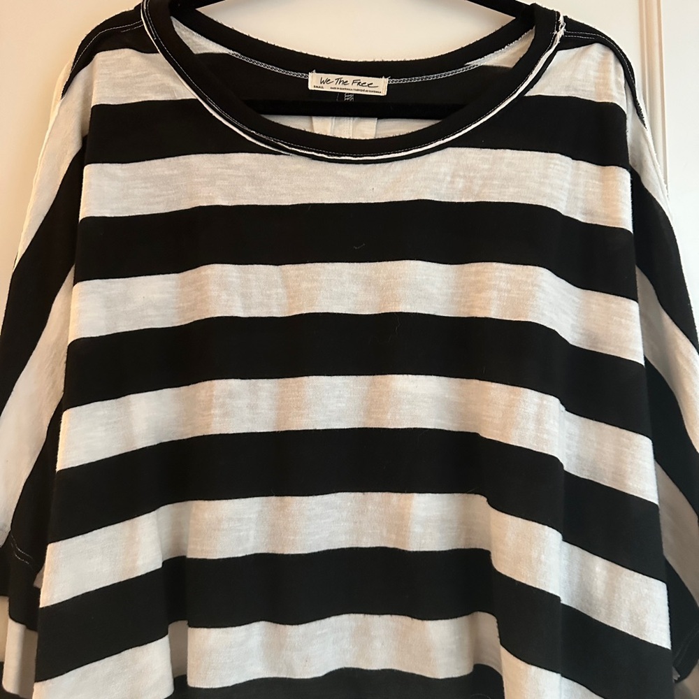 Free People East West Tee in Black and Ivory, small - Picture 4 of 5